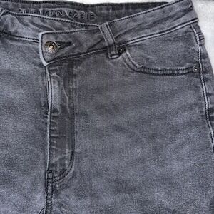 American Eagle Next Level Stretch Black Distressed Highest Rise Mom Shorts Sz 8